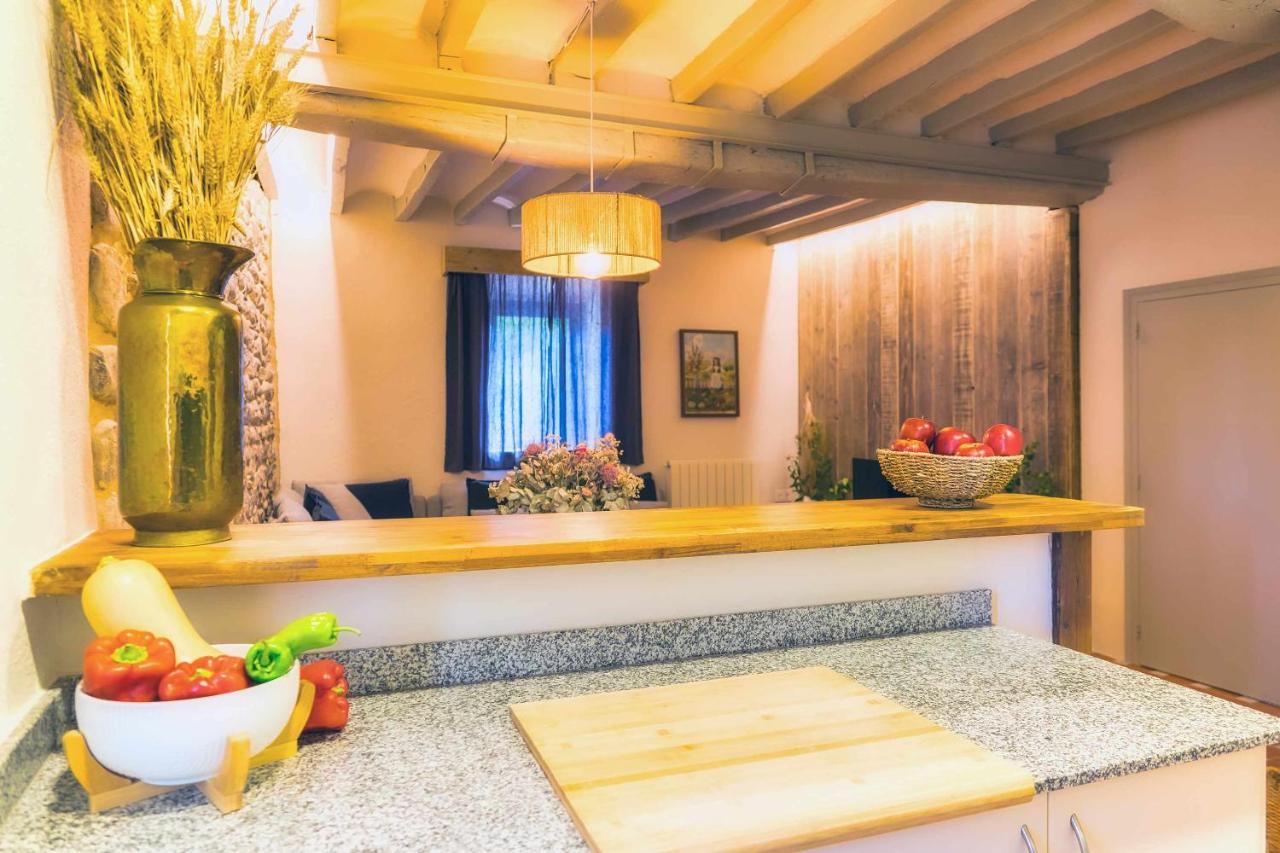 El Molino De Besalu Casa Con Jardin 빌라 외부 사진